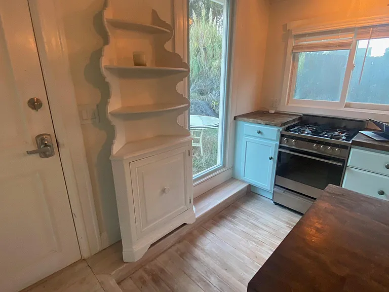 Lily Vine Ln — Photo 4