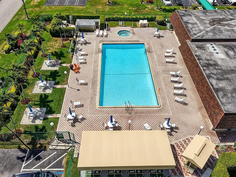 2401 Del Aire Blvd #101 — Photo 54