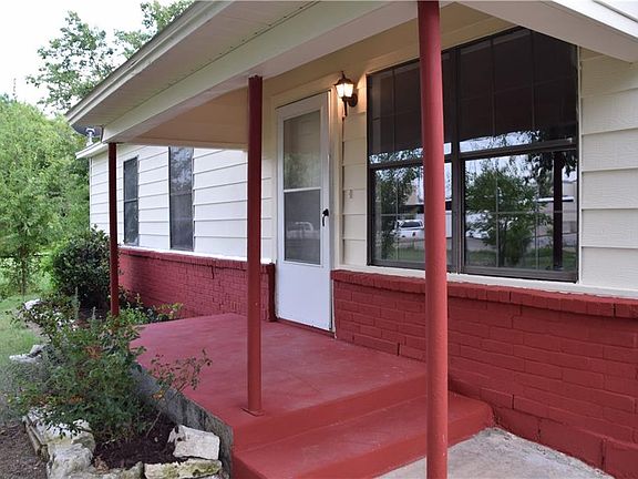 3rd image of 1456 Crescent Ave