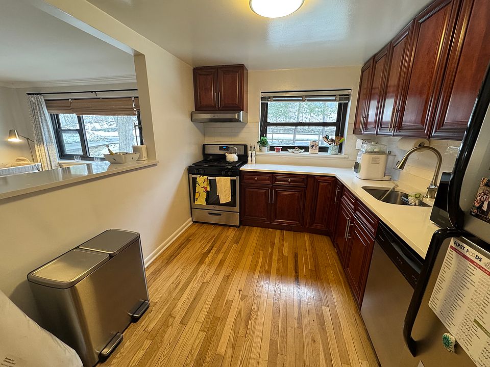 Open kitchen to living room