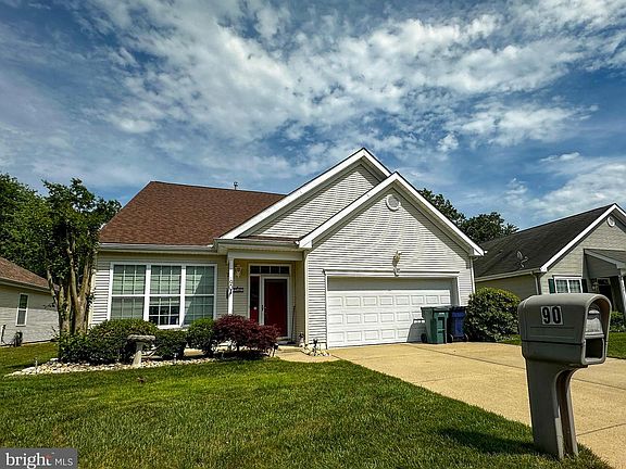2nd image of 90 Briarwood Dr
