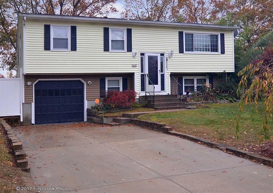 1st image of 150 Acorn Ln