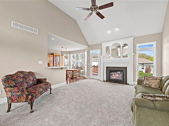 3rd image of 21008 E 50th Terrace Dr