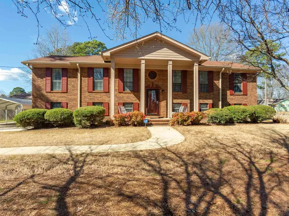1304 8th Pl, Pleasant Grove, AL 35127