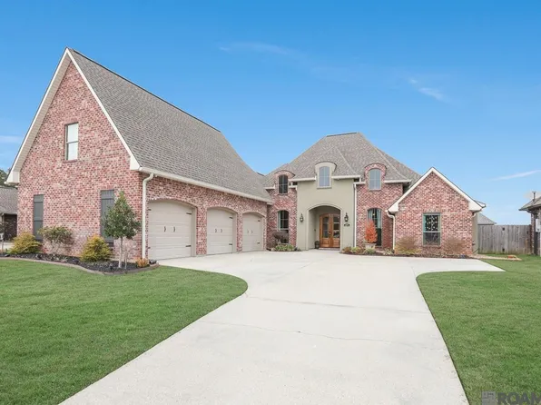 13275 Brookcrest Dr, Walker, LA 70785