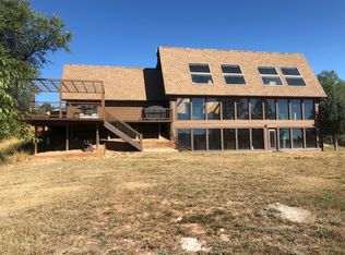 835 Happy Hollow St, Hot Springs, SD 57747