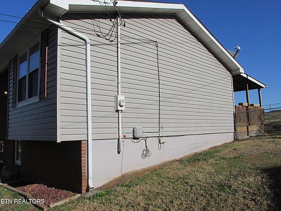 5th image of 138 Old Clover Hill Rd