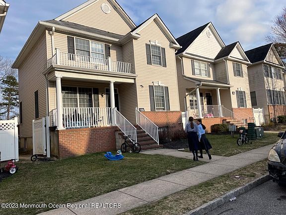 3rd image of 19 Ponderosa Drive