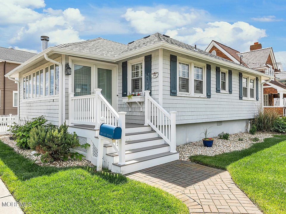 1st image of 202 Lake Avenue