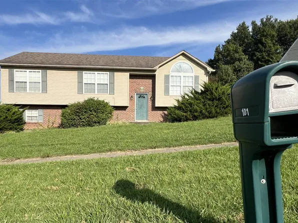 101 Joy Ct, Radcliff, KY 40160