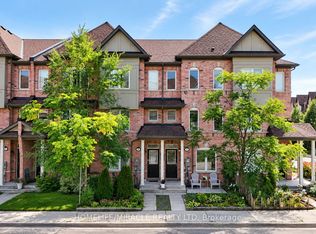 3 De Jong St, Toronto, ON M1P 0C1