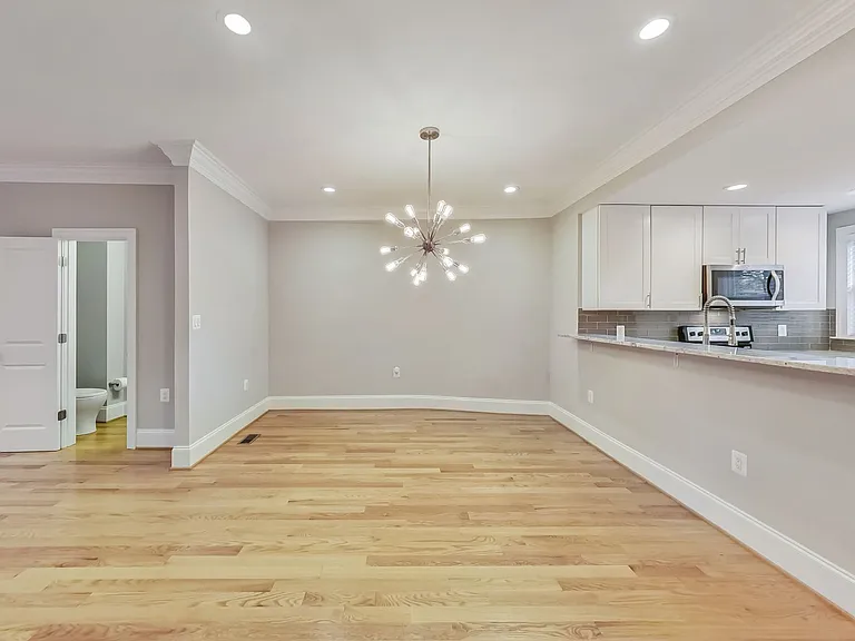5415 Illinois Ave NW — Photo 9