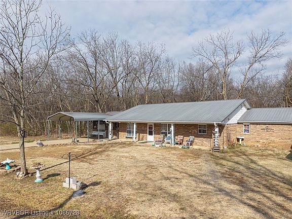 4th image of 615 NW 4th St