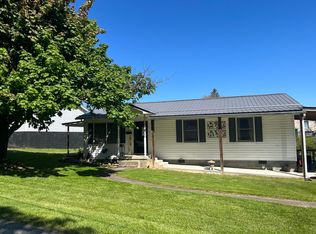 1607 Montana Ave, Summersville, WV 26651