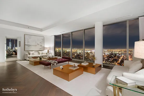 Sold by Sotheby's International Realty | media 11