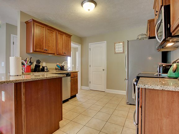 5th image of 590 Press Grove Dr