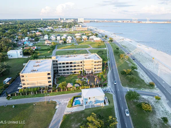4640 W Beach Blvd APT B3, Gulfport, MS 39501