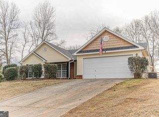 1600 Bismarck Cir, Winder, GA 30680