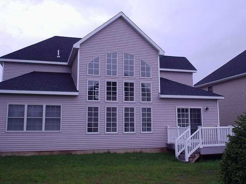 2nd image of 15 BRIGHTON Road