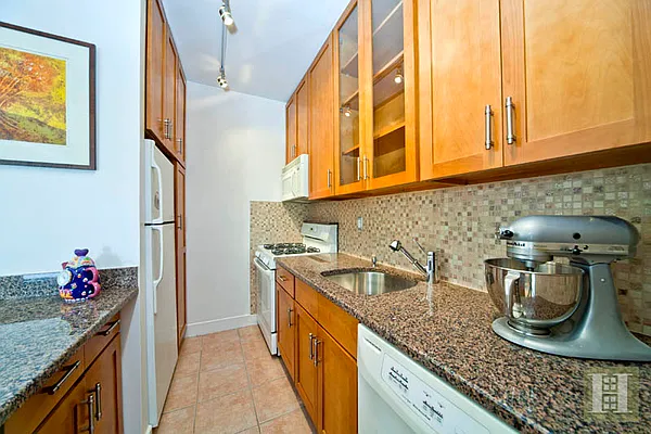 Sold by Halstead Real Estate | media 19