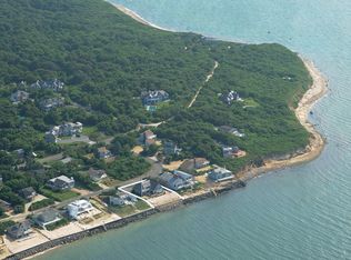 32 Captain Kidds Path, Montauk, NY 11954