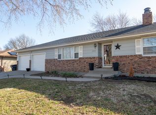 2402 W View Dr, Emporia, KS 66801