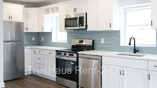 152 Norfolk St Photo 1