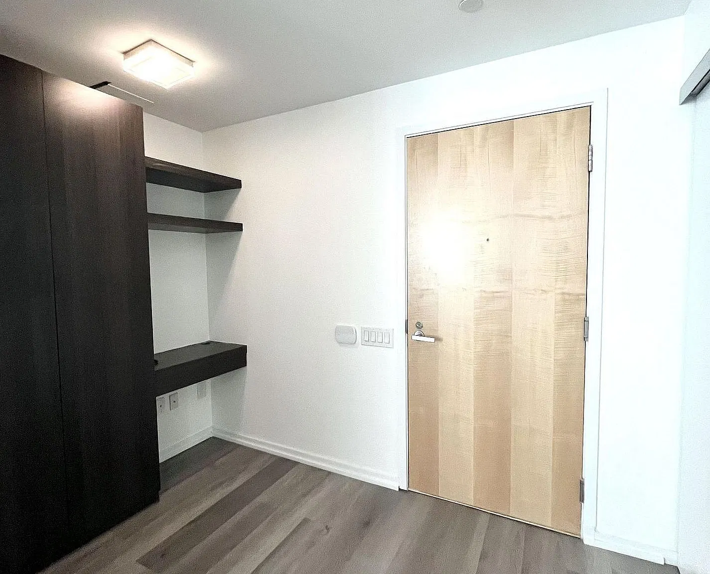 4 bed, $4,500 — Photo 2