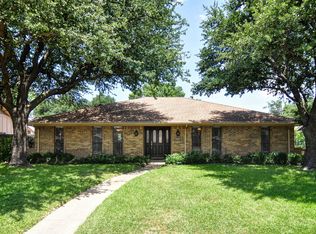 1909 Columbia Dr, Richardson, TX 75081