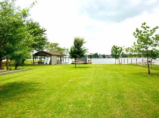 1518 Hill Top Dr, Granite Shls, TX 78654