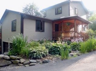 325 Derby Ln, Sugar Mountain, NC 28604