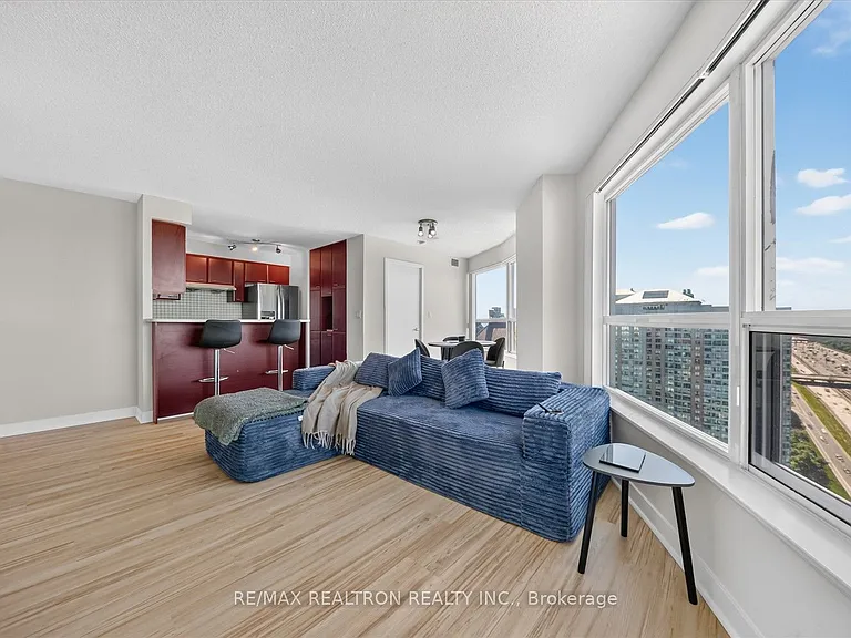 36 Lee Centre Dr #3111 — Photo 13