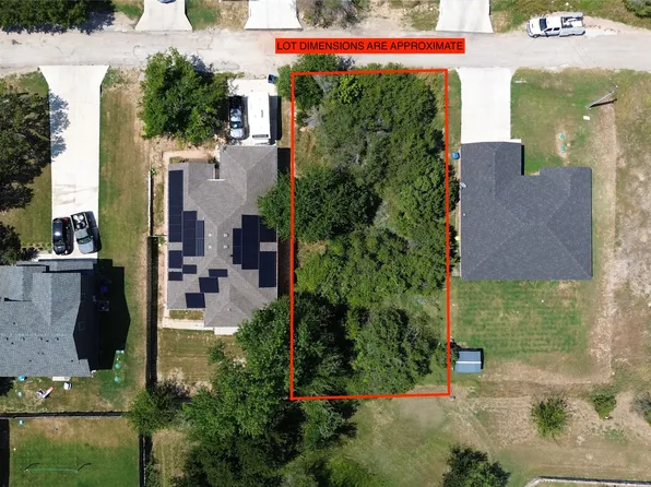 2301 Angelina St, Granbury, TX 76048