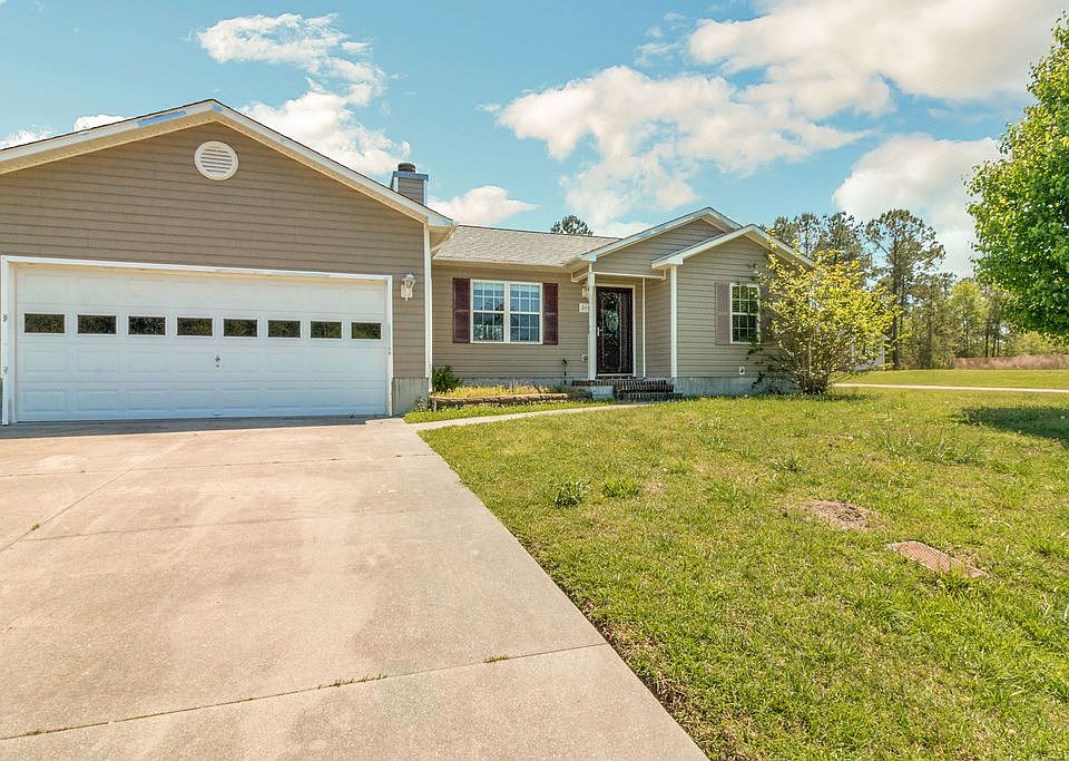 1st image of 246 Bishop Dr
