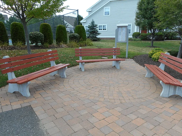 527 Oak Hill Ln — Photo 21