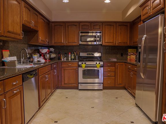 4th image of 1520 S Shenandoah St Unit 102