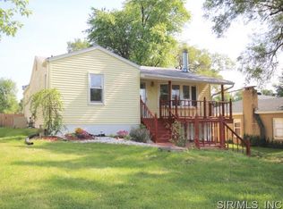 572 Spruce St, East Alton, IL