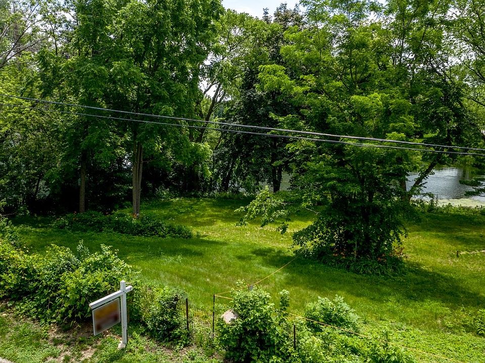 1st image of 4607 Yahara Dr
