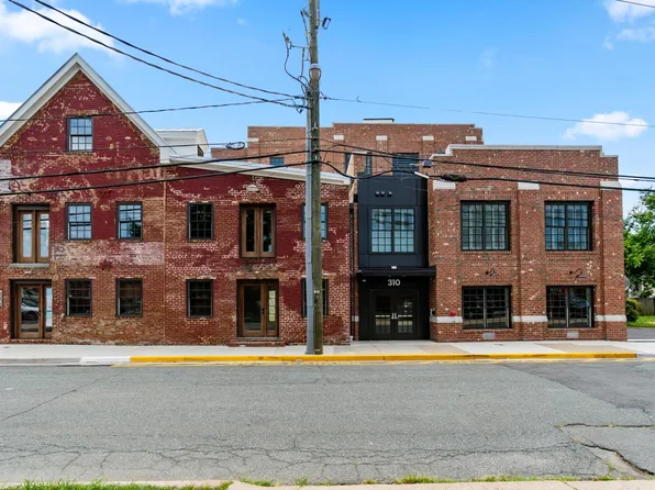 310 Frederick St Unit 401, Fredericksburg, VA 22401