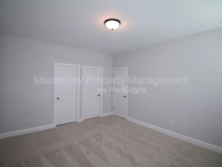 612 Amaranth Dr — Photo 3