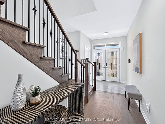 3rd image of 117 Micklefield Ave