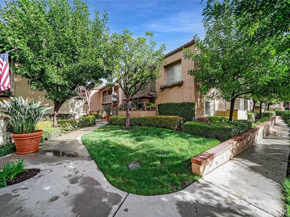 152 S Cross Creek Rd Unit J, Orange, CA 92869
