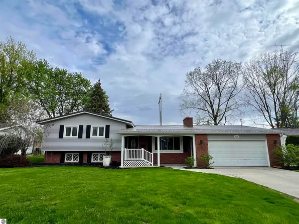 913 Mill St, Alma, MI 48801