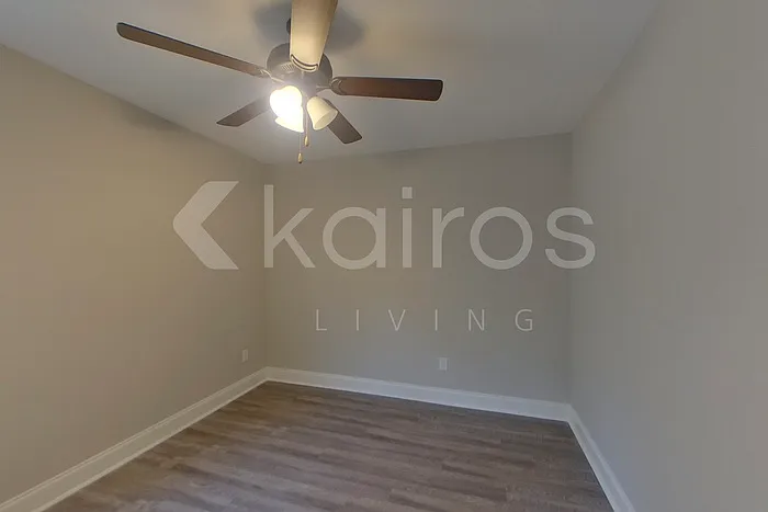104 Allentown Ct — Photo 15