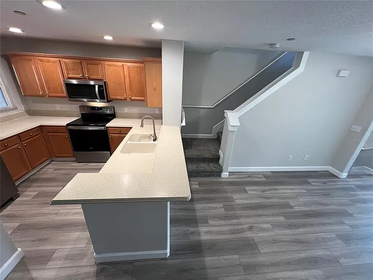 7350 Black Walnut Way — Photo 7