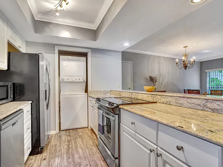 11863 Wimbledon Cir #424 — Photo 9