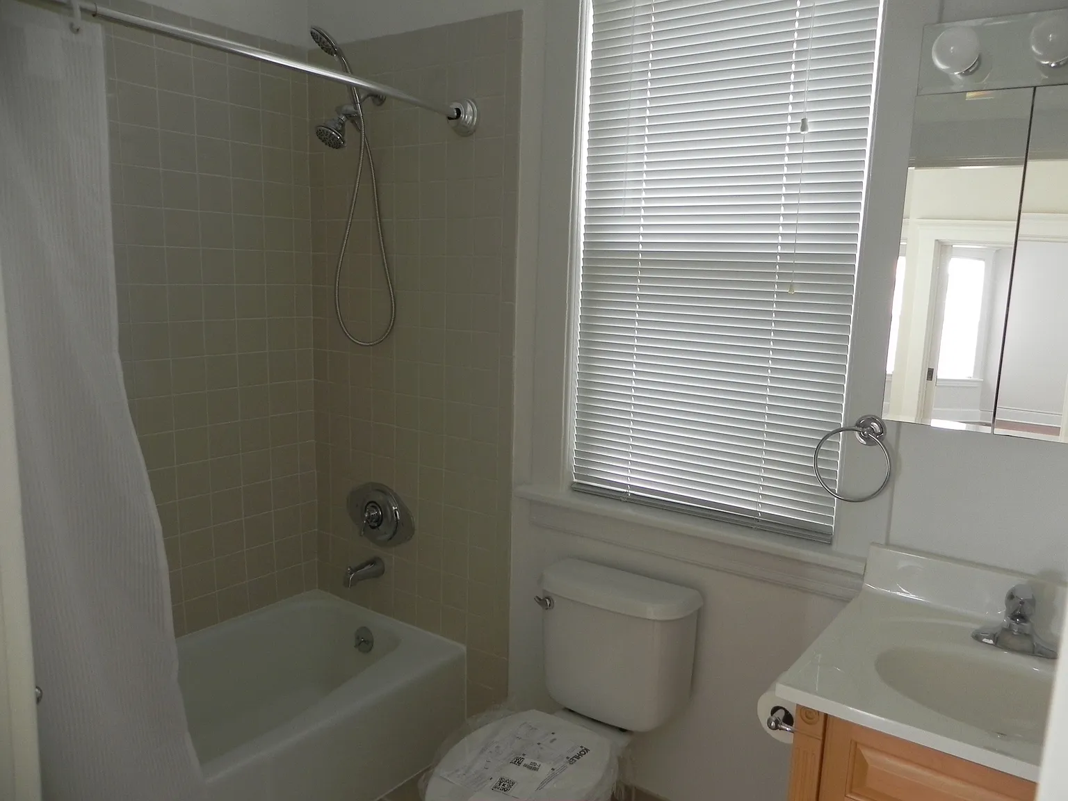2 bed, 1091 sqft, $2,800 — Photo 3