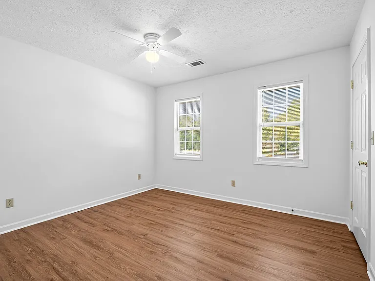 Austin Place Apartments — Photo 13