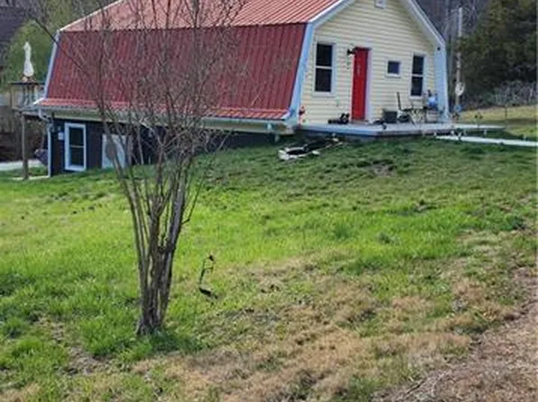 123 Misty Mountain Ln, Cana, VA 24317