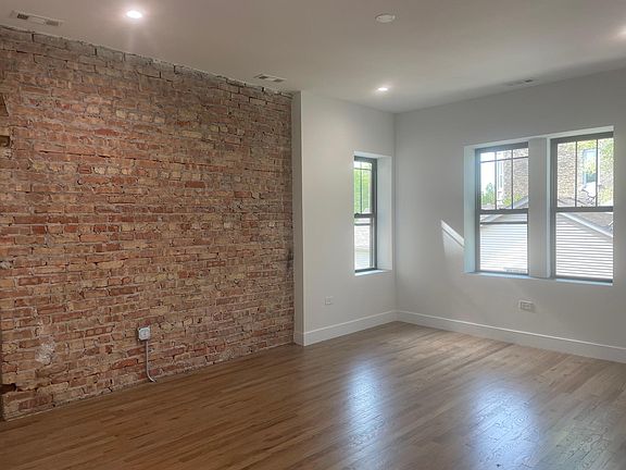 3rd image of 1303 S California Blvd #3E